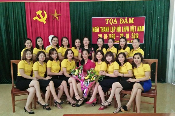 GẶP MẶT TỌA ĐÀM NHÂN NGÀY PHỤ NỮ VIỆT NAM 20-10