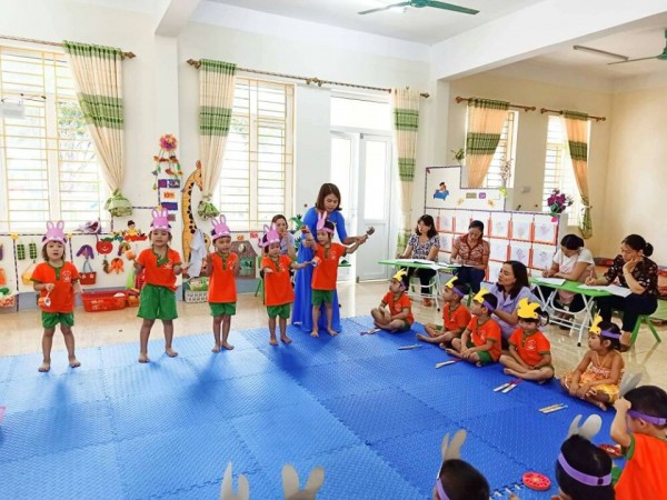 Thao giảng chào mừng 20-10