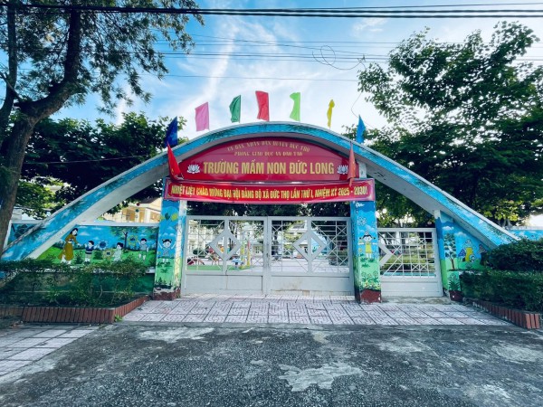 TRƯỜNG MẦM NON ĐỨC LONG SÔI NỔI CÁC HOẠT ĐỘNG CHÀO MỪNG ĐẠI HỘI ĐẢNG XÃ ĐỨC THỌ