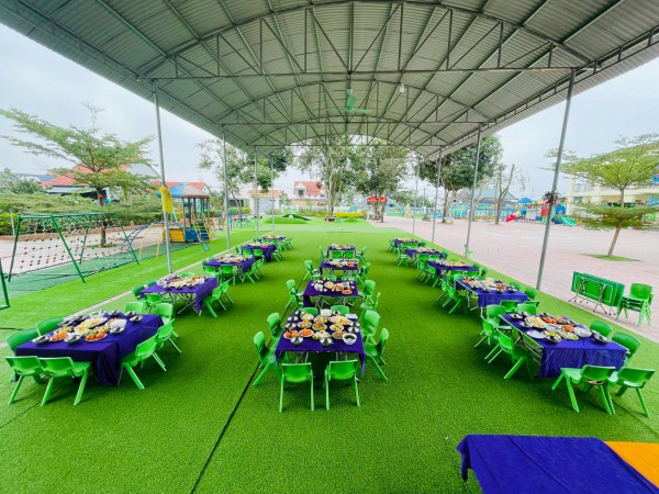 TRƯỜNG MẦM NON ĐỨC LONG TỔ CHỨC BỮA CƠM “CHIẾN SĨ” CHO CÁC CHÁU  TRONG KHÔNG KHÍ VUI TƯƠI, ẤM ÁP