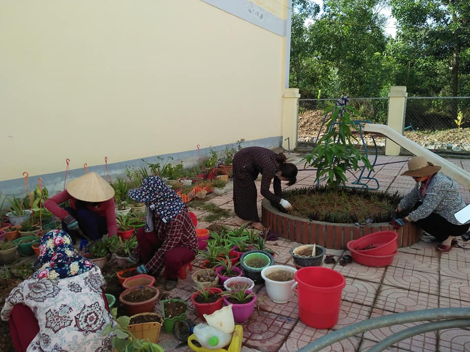 Lao động, xây dựng cảnh quan trước thềm năm học mới 2019-2020