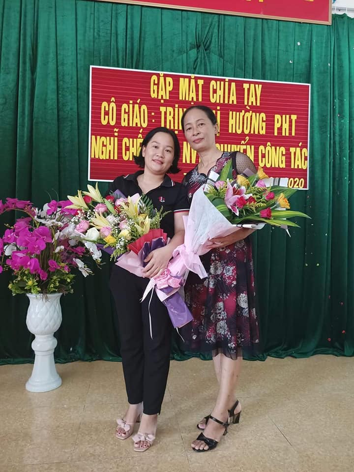 CHÚC HAI CÔ LUÔN VUI VẺ