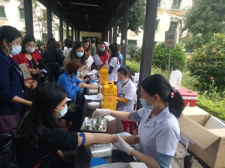 NGÀY HỘI HIẾN MÁU