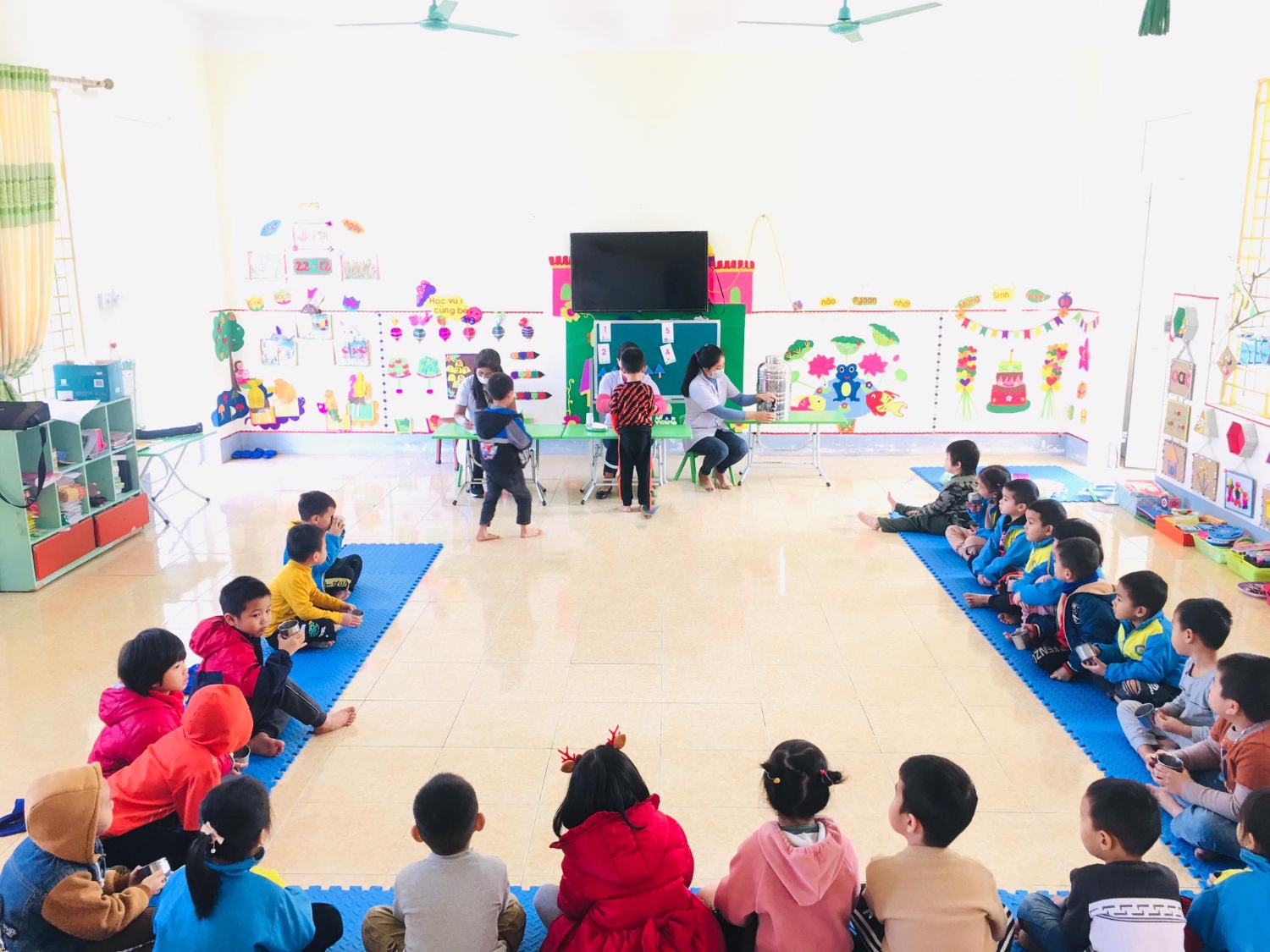 TRƯỜNG MẦM NON ĐỨC LONG TỔ CHỨC CHO TRẺ TẨY GIUN