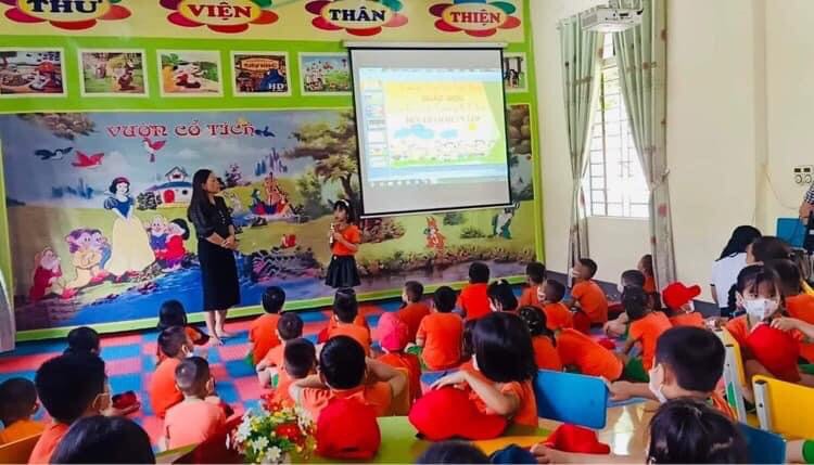 THAM QUAN TRƯỜNG TIỂU HỌC CỦA TRẺ 5 TUỔI NĂM HỌC 2021- 2022