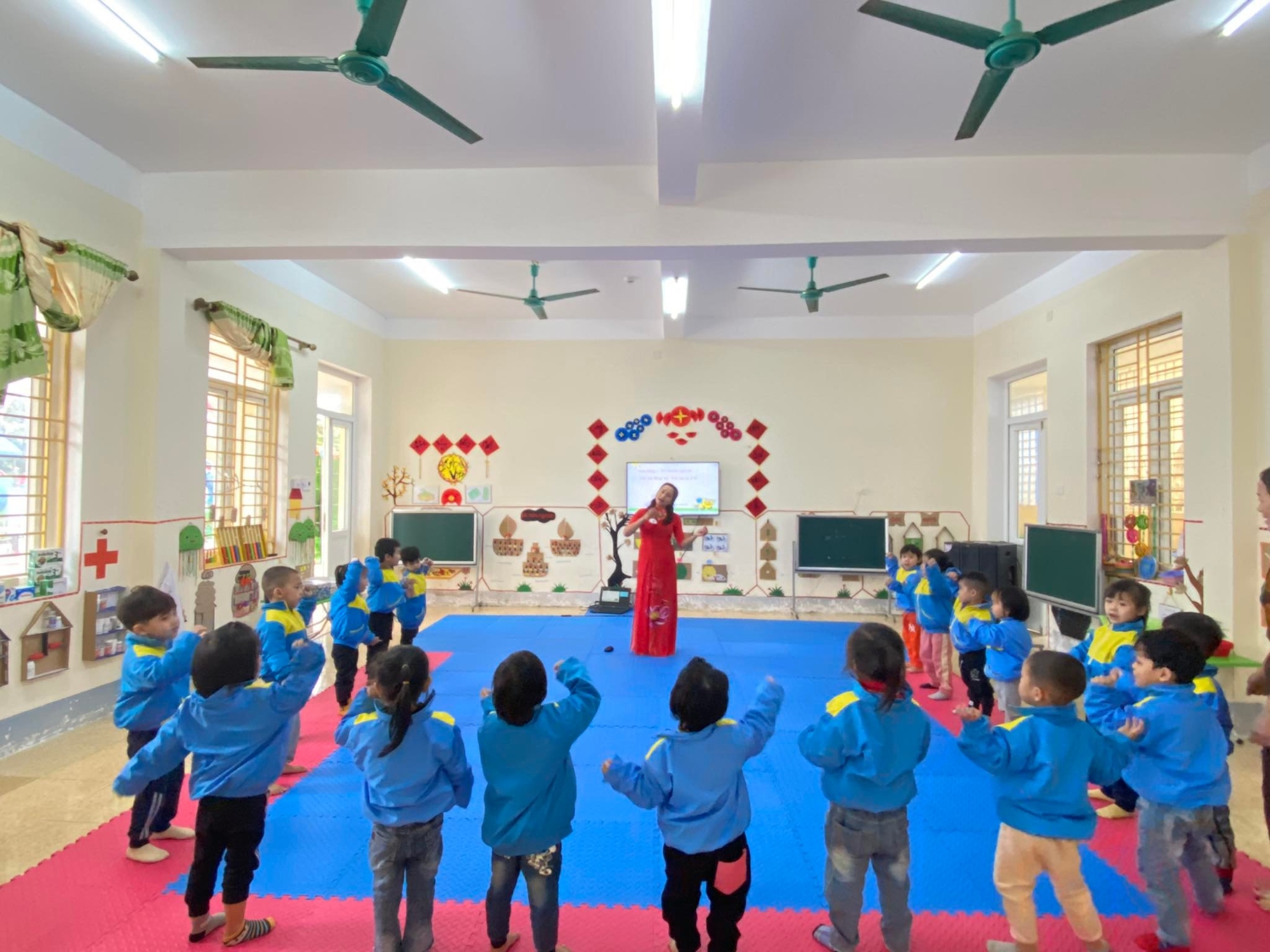 330316748 915569386433272 8732462721495086074 n